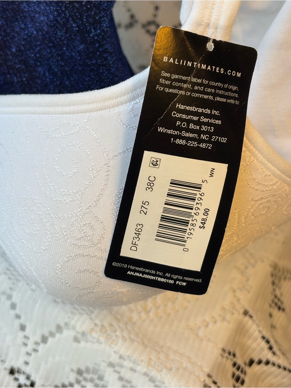NWT Bali White Wireless Seamless Cool Comfort Bra Size L - Picture 5 of 10